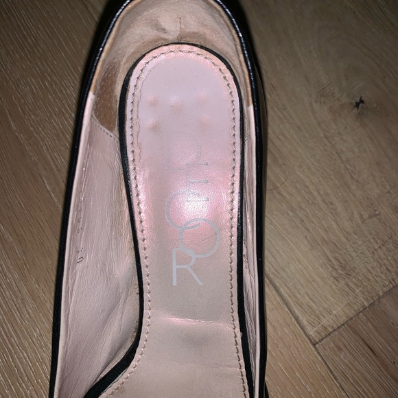 black heels 🖤 - Picture 4 of 6